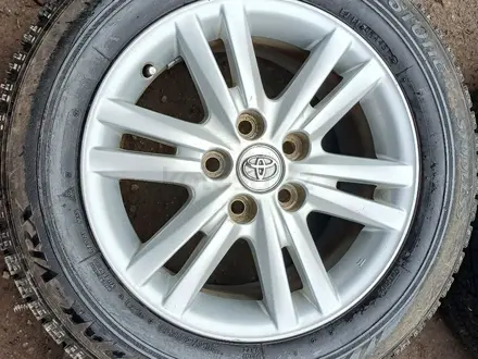 TOYOTA R16 5X114, 3 с зимними шинами. за 180 000 тг. в Алматы – фото 4