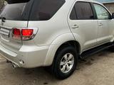 Toyota Fortuner 2008 года за 11 500 000 тг. в Актобе – фото 4