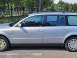 Volkswagen Passat 1999 годаүшін2 500 000 тг. в Тараз – фото 2