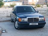 Mercedes-Benz E 220 1993 годаfor2 200 000 тг. в Талдыкорган