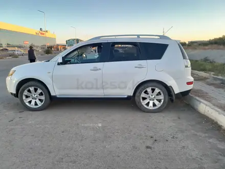 Mitsubishi Outlander 2008 года за 6 400 000 тг. в Актобе – фото 3