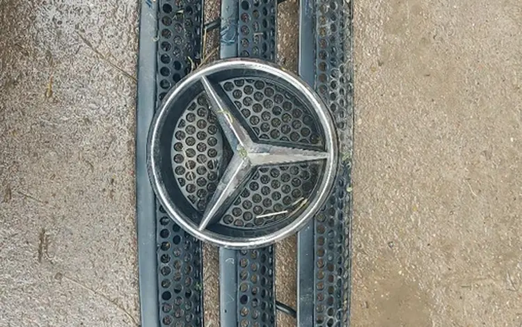 W163 ml 320 решотка радиатора за 45 000 тг. в Шымкент