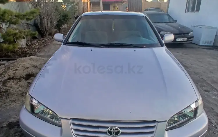 Toyota Camry 1998 года за 3 100 000 тг. в Семей
