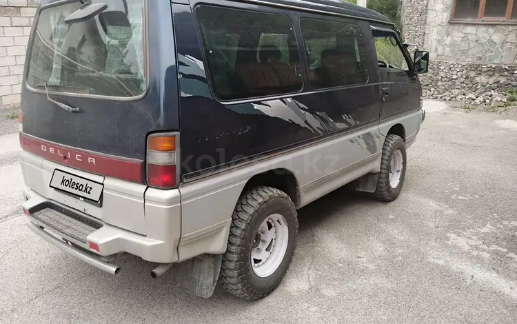 Mitsubishi Delica 1996 года за 2 700 000 тг. в Алматы