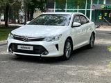 Toyota Camry 2015 года за 10 800 000 тг. в Семей