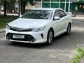 Toyota Camry 2015 года за 10 800 000 тг. в Семей – фото 10