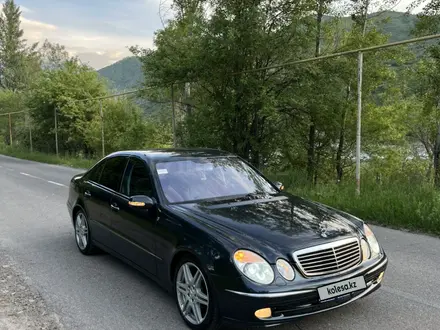 Mercedes-Benz E 320 2005 года за 5 900 000 тг. в Алматы – фото 6