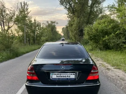 Mercedes-Benz E 320 2005 года за 5 900 000 тг. в Алматы – фото 9