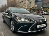 Lexus ES 350 2021 года за 20 000 000 тг. в Алматы