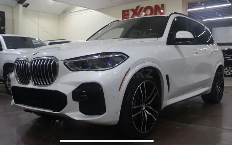 BMW X5 2022 года за 55 900 000 тг. в Алматы