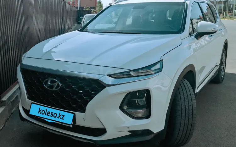 Hyundai Santa Fe 2020 года за 13 300 000 тг. в Актобе