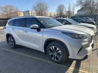 Toyota Highlander 2023 года за 30 000 000 тг. в Актобе