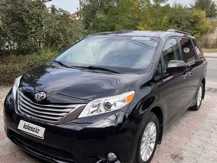 Toyota Sienna 2017 года за 8 200 000 тг. в Алматы – фото 2