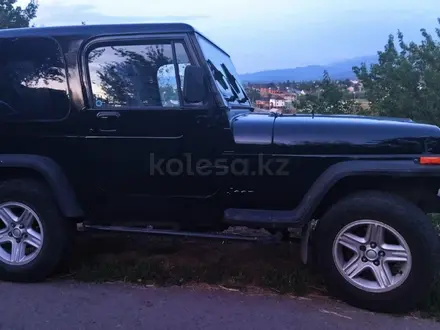 Jeep Wrangler 1993 года за 3 500 000 тг. в Алматы – фото 2