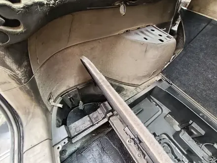 Тазик (ниша запасного колеса) для Lexus RX350 за 120 000 тг. в Тараз – фото 4