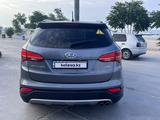 Hyundai Santa Fe 2013 года за 9 499 999 тг. в Актау – фото 3