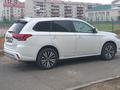 Mitsubishi Outlander 2022 годаүшін10 650 000 тг. в Атырау – фото 7