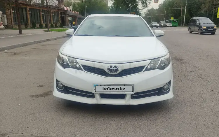 Toyota Camry 2014 года за 8 100 000 тг. в Алматы