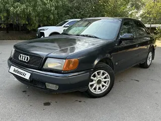 Audi 100