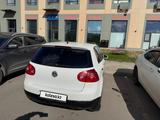 Volkswagen Golf 2005 года за 2 800 000 тг. в Астана – фото 4