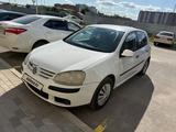 Volkswagen Golf 2005 года за 2 800 000 тг. в Астана – фото 5