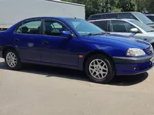 Toyota Avensis, 1999