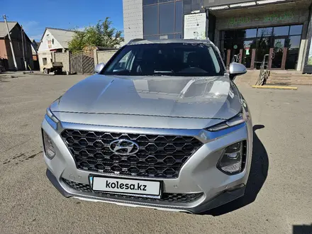 Hyundai Santa Fe 2021 года за 14 500 000 тг. в Астана – фото 2