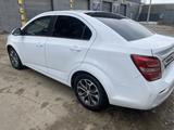 Chevrolet Aveo 2018 года за 4 300 000 тг. в Атырау – фото 3