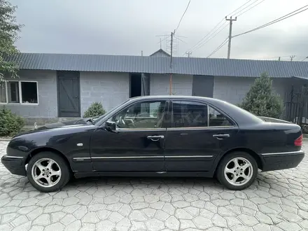 Mercedes-Benz E 230 1996 года за 2 600 000 тг. в Талдыкорган – фото 10