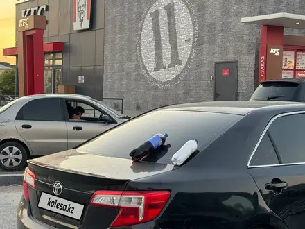 Toyota Camry 2012 года за 6 500 000 тг. в Жанаозен – фото 2