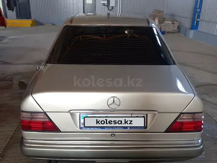 Mercedes-Benz E 280 1994 года за 3 000 000 тг. в Кызылорда – фото 9
