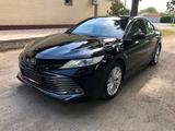 Toyota Camry 2020 года за 580 000 тг. в Павлодар