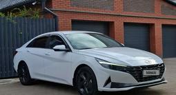 Hyundai Elantra 2023 года за 8 500 000 тг. в Уральск – фото 2
