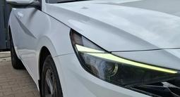 Hyundai Elantra 2023 года за 8 500 000 тг. в Уральск – фото 5