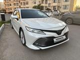 Toyota Camry 2021 годаүшін18 000 000 тг. в Актау