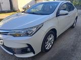 Toyota Corolla 2018 года за 8 500 000 тг. в Семей – фото 3