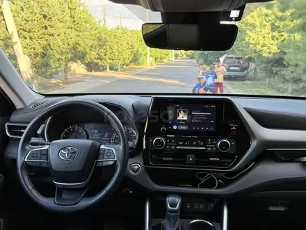 Toyota Highlander 2023 года за 25 000 000 тг. в Тараз – фото 14