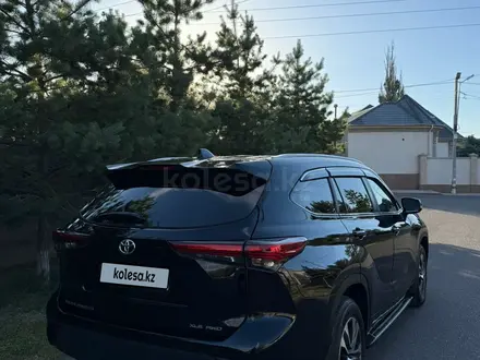 Toyota Highlander 2023 года за 25 000 000 тг. в Тараз – фото 2