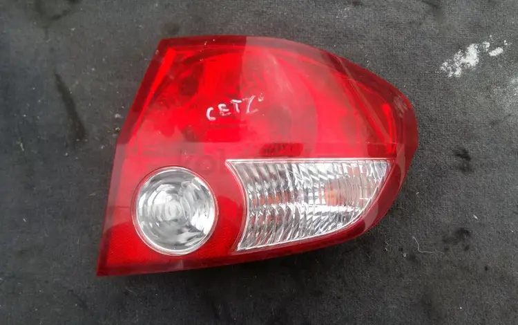 Оригинальный правый фонарь Hyundai Getz за 12 000 тг. в Семей