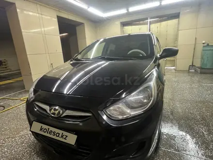Hyundai Accent 2012 года за 3 900 000 тг. в Усть-Каменогорск – фото 10