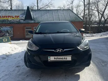 Hyundai Accent 2012 года за 3 900 000 тг. в Усть-Каменогорск – фото 3