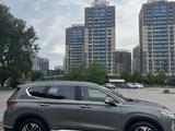 Hyundai Santa Fe 2020 года за 13 500 000 тг. в Алматы – фото 4