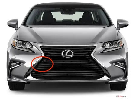 Заглушка переднего бампера буксировочного крюка Lexus Es за 11 000 тг. в Астана – фото 4