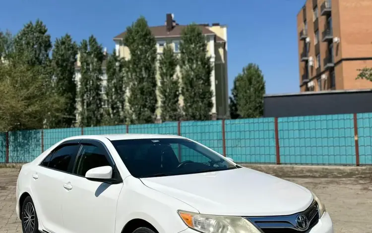 Toyota Camry 2012 года за 8 300 000 тг. в Актобе