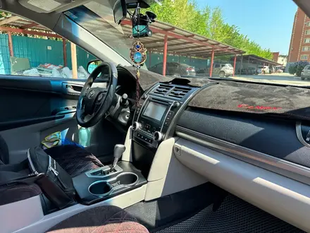 Toyota Camry 2012 года за 8 300 000 тг. в Актобе – фото 7