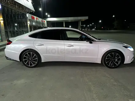Hyundai Sonata 2020 года за 9 000 000 тг. в Алматы – фото 6