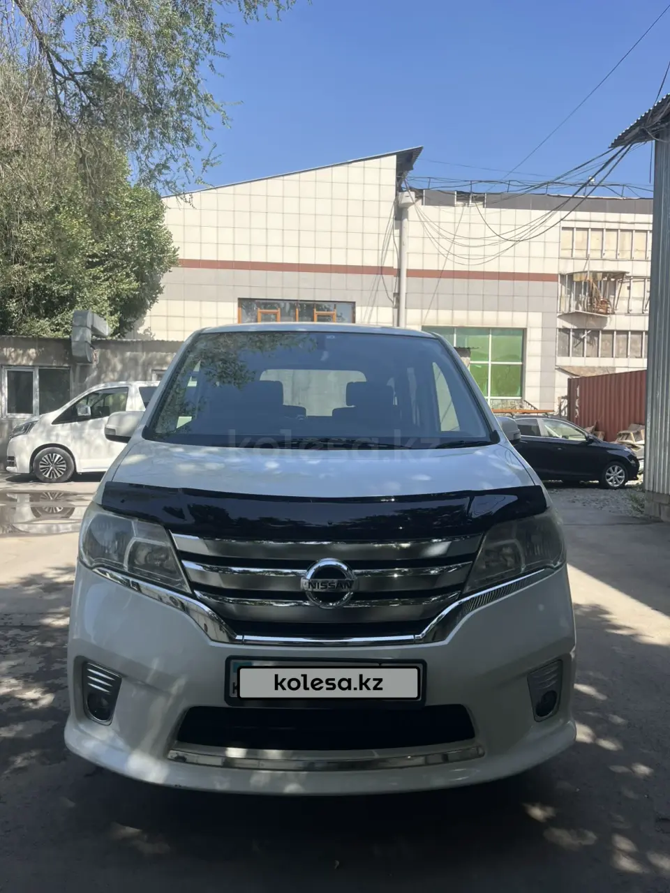 Nissan Serena, 2013