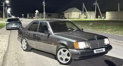 Mercedes-Benz E 230 1990 года за 1 700 000 тг. в Шымкент