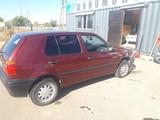 Volkswagen Golf 1993 годаfor1 800 000 тг. в Актобе – фото 3