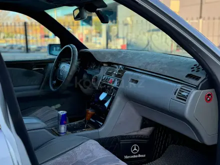 Mercedes-Benz E 320 1998 года за 3 500 000 тг. в Алматы – фото 5